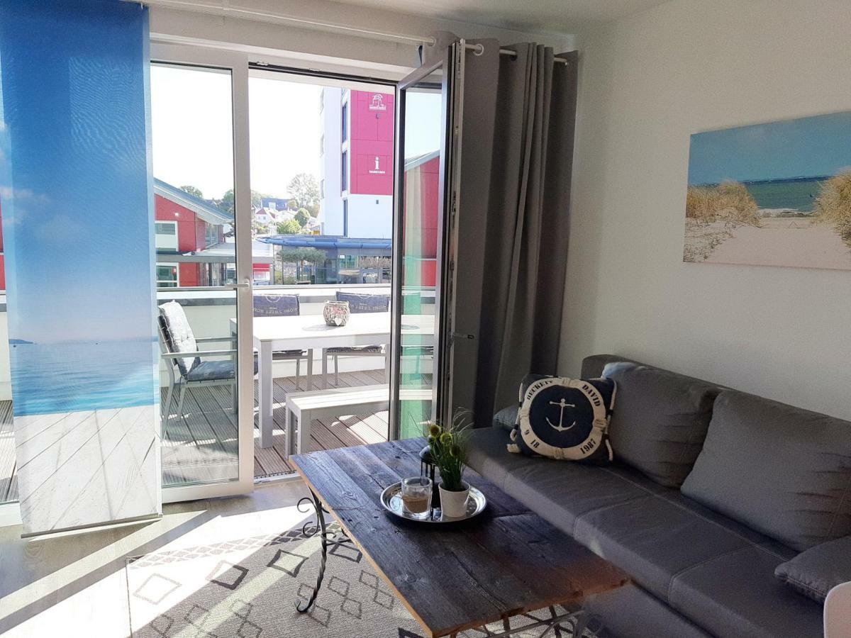 Ferienwohnung Strandraeuber โกลเวอ ภายนอก รูปภาพ